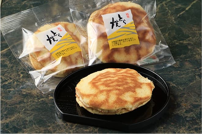 職人が丁寧に作る「とら焼」